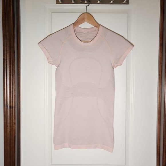 Lululemon Swiftly Tech - Picture 2 of 4